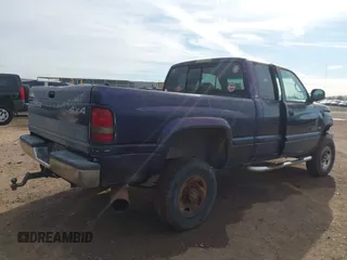 1999 Dodge 2500 with VIN 3B7KF23Z7XG177230, listed as a IAAI auction lot 41792664 with 441,626 mi miles and . Bid and sale history available at DreamBid. Image 4.