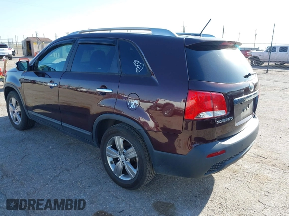 2013 Kia Sorento EX with VIN 5XYKU3A6XDG400861, listed as a IAAI auction lot 41970374 with 155,159 mi miles. Bid and sale history available at carsss.com. Image 3.