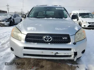 2006 Toyota RAV4 with VIN JTMZK33V965001282, listed as a Copart auction lot 88362505 with 211,526 mi miles and Salvage Title. Bid and sale history available at carsss.com. Image 5.