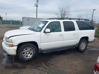 2002 Chevrolet Suburban Z71 with VIN 3GNFK16Z42G138355, listed as a IAAI auction lot 41691463 with 207,255 mi miles. Bid and sale history available at carsss.com. Image 14.