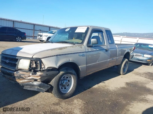 1996 Ford Ranger XL with VIN 1FTCR14A6TPA54409, listed as a IAAI auction lot 41347813 with 151,754 mi miles. Bid and sale history available at carsss.com. Image 2.