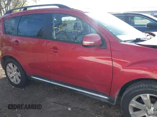 2013 Mitsubishi Outlander SE z VIN JA4JT3AWXDU019597, wystawiony jako IAAI lot #42092622 z przebiegiem 209 093 mil mil oraz . Historia ofert i sprzedaży dostępna na DreamBid. Obrazek 14.