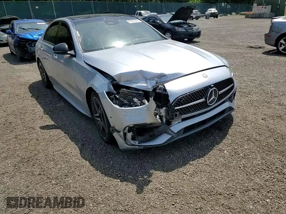 2022 Mercedes-Benz C 300 z VIN W1KAF4HB3NR047063, wystawiony jako Copart lot #57001265 z przebiegiem Nie podano mil oraz Szkoda całkowita • Salvage title. Historia ofert i sprzedaży dostępna na DreamBid. Obrazek 13.