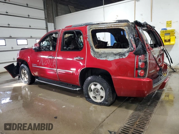2014 GMC Yukon Denali with VIN 1GKS2EEF9ER224520, listed as a Copart auction lot 44083465 with 0 mi miles and Non Repairable. Bid and sale history available at carsss.com. Image 2.