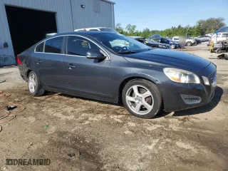 2013 Volvo S60 T5 with VIN YV1612FH3D2177811, listed as a Copart auction lot 53438715 with 146,829 mi miles and Salvage Title. Bid and sale history available at carsss.com. Image 4.