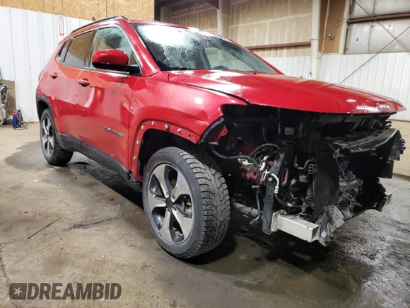 2018 Jeep Compass Latitude z VIN 3C4NJCBB8JT227301, wystawiony jako Copart lot #55670485 z przebiegiem 54 732 mil mil oraz Szkoda całkowita • Salvage title. Historia ofert i sprzedaży dostępna na DreamBid. Obrazek 4.