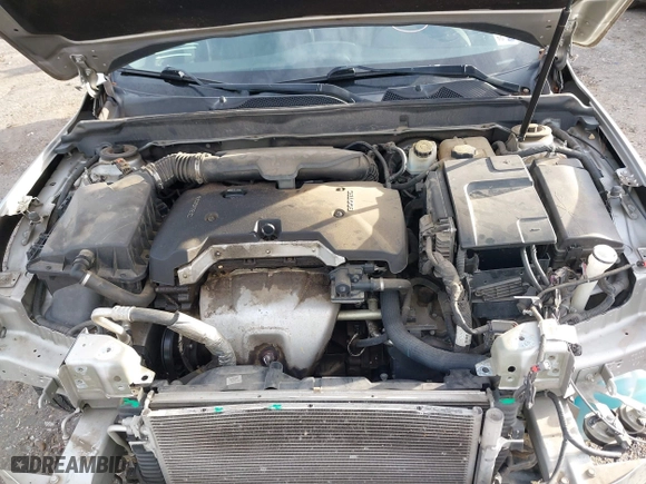 2013 Chevrolet Malibu LT with VIN 1G11E5SA5DF170326, listed as a IAAI auction lot 41689943 with 137,206 mi miles. Bid and sale history available at carsss.com. Image 10.
