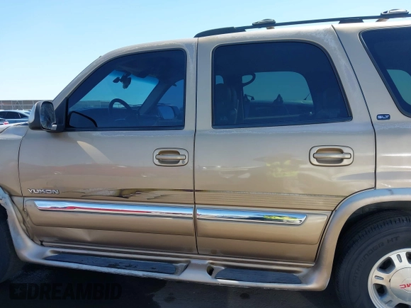 2001 GMC Yukon SLT with VIN 1GKEC13T71J113257, listed as a IAAI auction lot 41975910 with 195,509 mi miles. Bid and sale history available at carsss.com. Image 14.