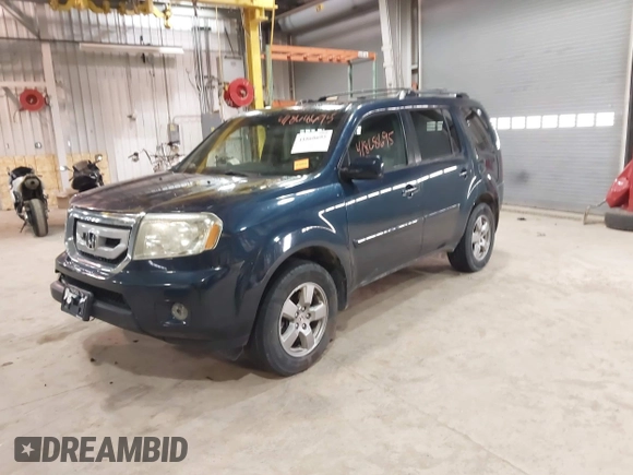 2011 Honda Pilot EX-L with VIN 5FNYF4H52BB038651, listed as a IAAI auction lot 41868695 with 281,683 mi miles. Bid and sale history available at carsss.com. Image 2.