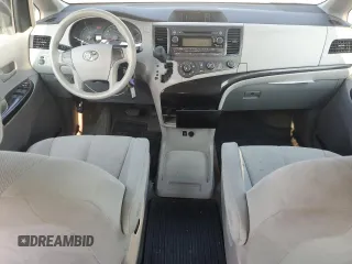 2013 Toyota Sienna L z VIN 5TDZK3DC7DS289663, wystawiony jako Copart lot #59146295 z przebiegiem 124 876 mil mil oraz Szkoda całkowita • Salvage title. Historia ofert i sprzedaży dostępna na DreamBid. Obrazek 8.
