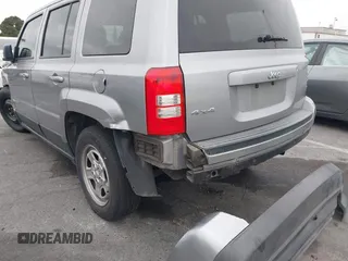 2016 Jeep Patriot Sport с VIN 1C4NJRBBXGD691935, выставлен на аукционе IAAI как лот 42344824 с пробегом 142 340 миль миль и . История ставок и продаж доступна на DreamBid. Изображение 18.