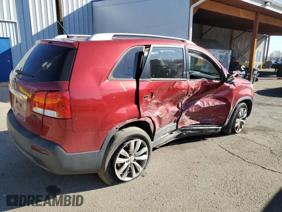 2011 Kia Sorento LX with VIN 5XYKTDA28BG057065, listed as a Copart auction lot 49723015 with 186,912 mi miles and Salvage Title. Bid and sale history available at carsss.com. Image 3.
