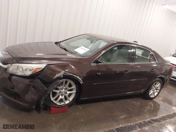 2015 Chevrolet Malibu LT with VIN 1G11C5SL8FF271371, listed as a IAAI auction lot 41892546 with 288,374 mi miles. Bid and sale history available at carsss.com. Image 15.