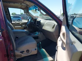 2001 Ford Expedition Eddie Bauer with VIN 1FMEU17W61LB69297, listed as a IAAI auction lot 42658961 with 73,334 mi miles and . Bid and sale history available at DreamBid. Image 5.