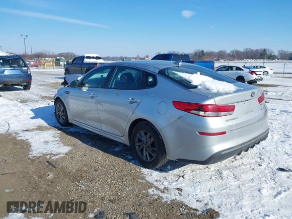 2020 Kia Optima LX z VIN 5XXGT4L30LG382312, wystawiony jako IAAI lot #41272843 z przebiegiem 118 633 mil mil oraz . Historia ofert i sprzedaży dostępna na DreamBid. Obrazek 3.