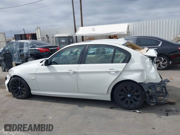2011 BMW 3 Series 328i with VIN WBAPH5G52BNN59025, listed as a IAAI auction lot 42374114 with 67,423 mi miles and . Bid and sale history available at DreamBid. Image 14.