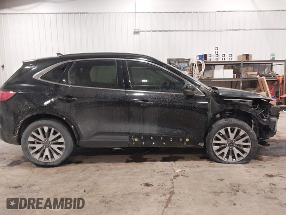 2020 Ford Escape Titanium с VIN 1FMCU9J95LUB09095, выставлен на аукционе IAAI как лот 41648235 с пробегом 68 474 миль миль и . История ставок и продаж доступна на DreamBid. Изображение 14.