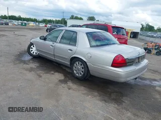 2008 Mercury Grand Marquis LS z VIN 2MEHM75V68X601123, wystawiony jako IAAI lot #42214809 z przebiegiem Nie podano mil oraz . Historia ofert i sprzedaży dostępna na DreamBid. Obrazek 3.