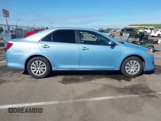 2012 Toyota Camry L z VIN 4T1BF1FK9CU575423, wystawiony jako IAAI lot #41665579 z przebiegiem 161 775 mil mil oraz . Historia ofert i sprzedaży dostępna na DreamBid. Obrazek 13.