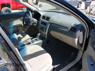 2010 Ford Fusion Hybrid с VIN 3FADP0L38AR338224, выставлен на аукционе IAAI как лот 42636474 с пробегом 118 378 миль миль и . История ставок и продаж доступна на DreamBid. Изображение 5.