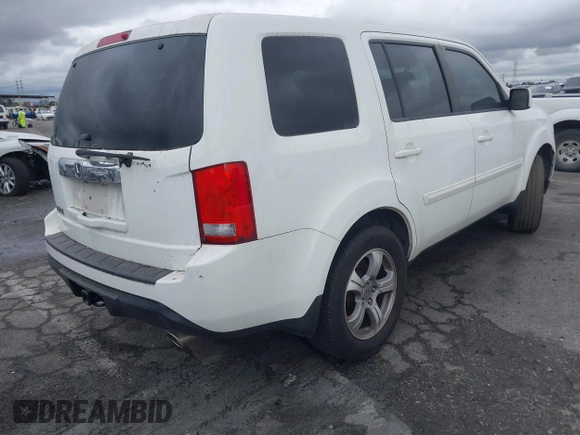 2014 Honda Pilot EX-L with VIN 5FNYF3H54EB003916, listed as a IAAI auction lot 41518679 with 147,456 mi miles. Bid and sale history available at carsss.com. Image 4.