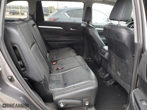 2015 Toyota Highlander XLE with VIN 5TDJKRFH3FS121868, listed as a Copart auction lot 50406645 with 65,658 mi miles and Salvage Title. Bid and sale history available at carsss.com. Image 11.
