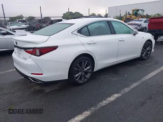 2020 Lexus ES 350 F Sport с VIN 58AGZ1B19LU053023, выставлен на аукционе IAAI как лот 42196802 с пробегом 100 306 миль миль и . История ставок и продаж доступна на DreamBid. Изображение 4.