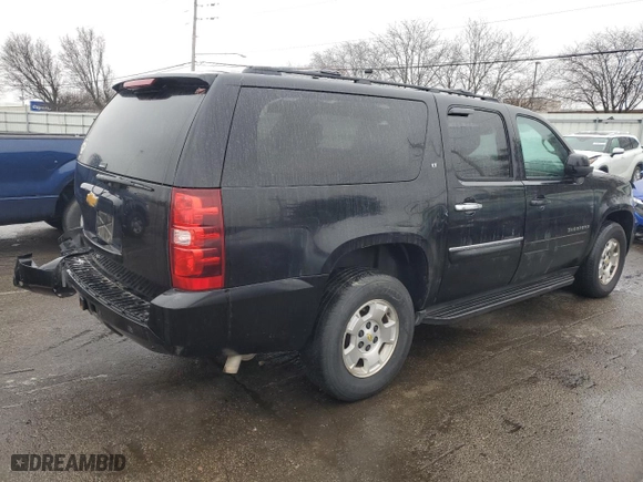 2014 Chevrolet Suburban LT with VIN 1GNSKJE70ER228623, listed as a Copart auction lot 45020335 with 167,671 mi miles and Salvage Title. Bid and sale history available at carsss.com. Image 3.