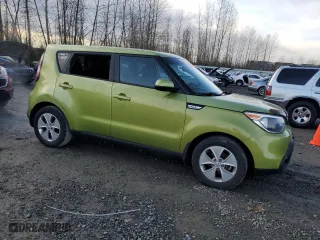 2015 Kia Soul with VIN KNDJN2A22F7805130, listed as a Copart auction lot 84556124 with 67,287 mi miles and Clean Title. Bid and sale history available at carsss.com. Image 4.