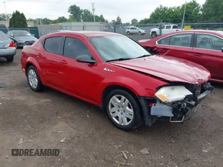 2014 Dodge Avenger SE z VIN 1C3CDZAB0EN143762, wystawiony jako IAAI lot #42428377 z przebiegiem 151 384 mil mil oraz . Historia ofert i sprzedaży dostępna na DreamBid. Obrazek 1.
