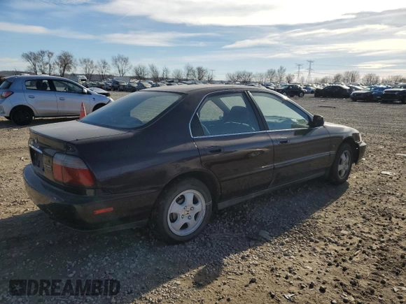 1997 Honda Accord Special Edition with VIN 1HGCD5607VA158019, listed as a Copart auction lot 84228404 with 181,309 mi miles and Salvage Title. Bid and sale history available at carsss.com. Image 3.