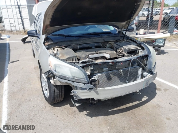 2013 Chevrolet Malibu LS with VIN 1G11B5SA8DF209872, listed as a IAAI auction lot 42034809 with 118,563 mi miles. Bid and sale history available at carsss.com. Image 15.