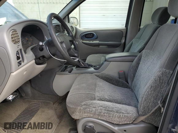 2002 Chevrolet TrailBlazer LTZ with VIN 1GNDT13S522363937, listed as a Copart auction lot 52463815 with 167,889 mi miles and Clean Title. Bid and sale history available at DreamBid. Image 7.