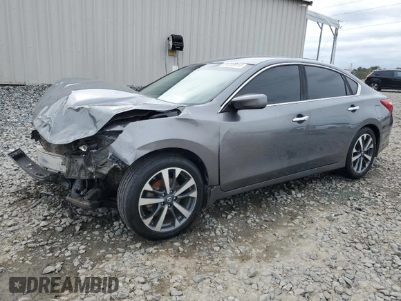 2016 Nissan Altima SR with VIN 1N4AL3AP6GC281454, listed as a Copart auction lot 81316914 with 206,567 mi miles and Salvage Title. Bid and sale history available at carsss.com. Image 1.