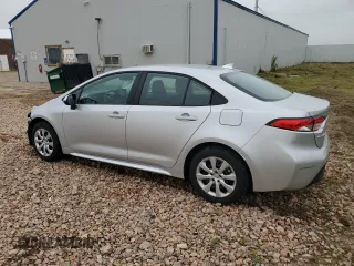 2025 Toyota Corolla LE z VIN 5YFB4MDE6SP258445, wystawiony jako Copart lot #60828925 z przebiegiem 8 140 mil mil oraz Czysty tytuł • Clean title. Historia ofert i sprzedaży dostępna na DreamBid. Obrazek 2.