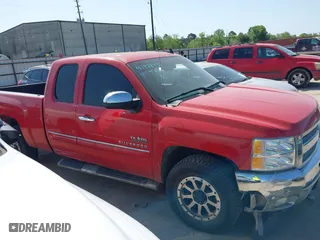 2012 Chevrolet Silverado 1500 LT with VIN 1GCRCSE03CZ319427, listed as a IAAI auction lot 41928431 with 98,408 mi miles. Bid and sale history available at carsss.com. Image 13.