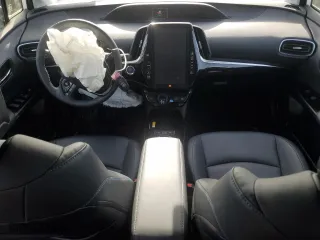 2020 Toyota Prius L Eco with VIN JTDKARFU9L3106230, listed as a Copart auction lot 43336865 with 34,116 mi miles and Non Repairable. Bid and sale history available at carsss.com. Image 8.