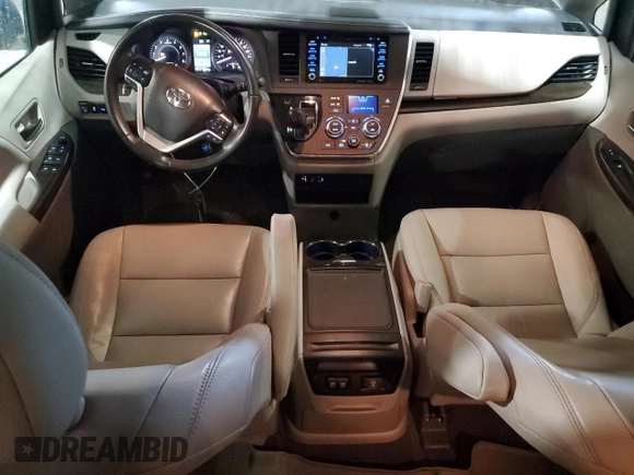 2019 Toyota Sienna XLE Auto Access Seat z VIN 5TDYZ3DC5KS005161, wystawiony jako Copart lot #55245905 z przebiegiem 98 077 mil mil oraz Szkoda całkowita • Salvage title. Historia ofert i sprzedaży dostępna na DreamBid. Obrazek 8.
