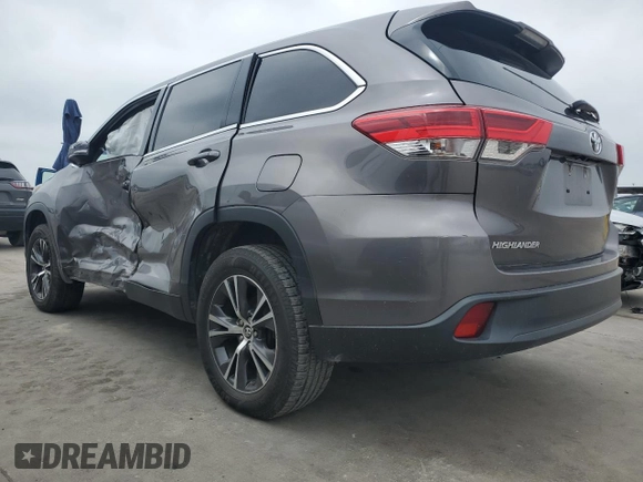 2019 Toyota Highlander LE with VIN 5TDZARFH5KS042654, listed as a Copart auction lot 56297684 with 138,841 mi miles and Salvage title. Bid and sale history available at DreamBid. Image 2.