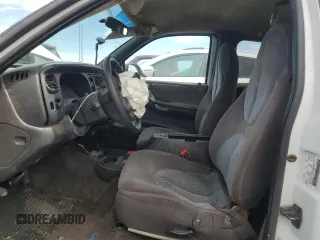 1998 Dodge Dakota SLT z VIN 1B7GL22X0WS654957, wystawiony jako Copart lot #48569595 z przebiegiem Nie podano mil oraz Szkoda całkowita • Salvage title. Historia ofert i sprzedaży dostępna na DreamBid. Obrazek 7.