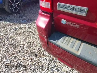2009 Ford Escape XLS with VIN 1FMCU02759KC80412, listed as a IAAI auction lot 42228138 with 181,786 mi miles and . Bid and sale history available at DreamBid. Image 16.