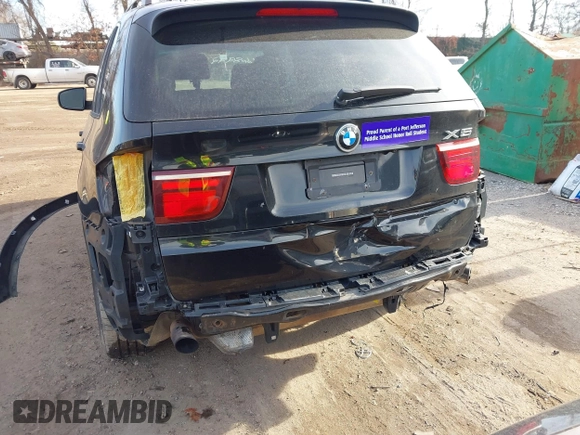 2011 BMW X5 35i z VIN 5UXZV4C52BL739488, wystawiony jako IAAI lot #41199011 z przebiegiem 193 403 mil mil oraz . Historia ofert i sprzedaży dostępna na DreamBid. Obrazek 6.