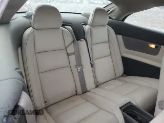 2011 Volvo C70 с VIN YV1672MC7BJ108970, выставлен на аукционе Copart как лот 53673275 с пробегом 112 226 миль миль и Списание • Salvage title. История ставок и продаж доступна на DreamBid. Изображение 10.