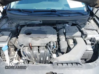 2019 Hyundai Sonata Sport z VIN 5NPE34AF1KH797081, wystawiony jako IAAI lot #42260397 z przebiegiem 72 348 mil mil oraz . Historia ofert i sprzedaży dostępna na DreamBid. Obrazek 10.