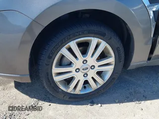 2009 Ford Focus SEL with VIN 1FAHP37N39W253086, listed as a IAAI auction lot 41825983 with 158,720 mi miles. Bid and sale history available at carsss.com. Image 16.