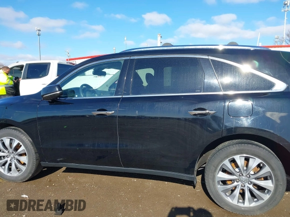 2015 Acura MDX Tech Pkg with VIN 5FRYD4H48FB026490, listed as a IAAI auction lot 41791560 with 190,000 mi miles. Bid and sale history available at carsss.com. Image 14.