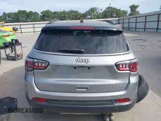 2018 Jeep Compass Limited with VIN 3C4NJCCBXJT499864, listed as a IAAI auction lot 42319832 with 94,893 mi miles and . Bid and sale history available at DreamBid. Image 15.