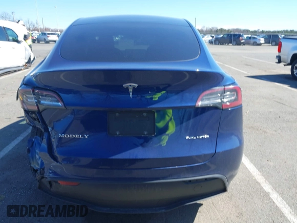 2020 Tesla Model Y Long Range with VIN 5YJYGDEF4LF005534, listed as a IAAI auction lot 41830910 with 32,438 mi miles and . Bid and sale history available at DreamBid. Image 15.