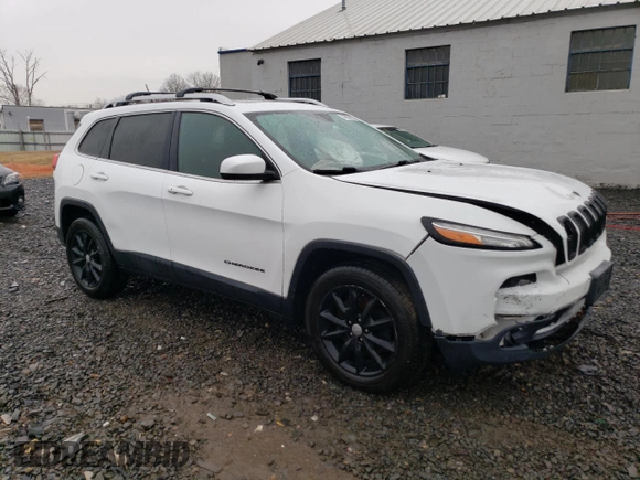 2015 Jeep Cherokee Limited with VIN 1C4PJMDS7FW651114, listed as a Copart auction lot 46925925 with 113,388 mi miles and Salvage Title. Bid and sale history available at carsss.com. Image 4.