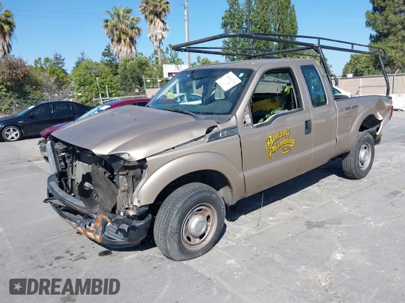 2012 Ford F-250 XL z VIN 1FT7X2A64CEC71286, wystawiony jako IAAI lot #42536742 z przebiegiem Nie podano mil oraz . Historia ofert i sprzedaży dostępna na DreamBid. Obrazek 2.